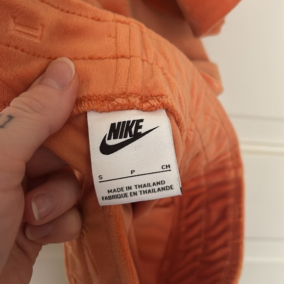 Nike Air Orange Velour Sweats Set - Picture 3 of 7